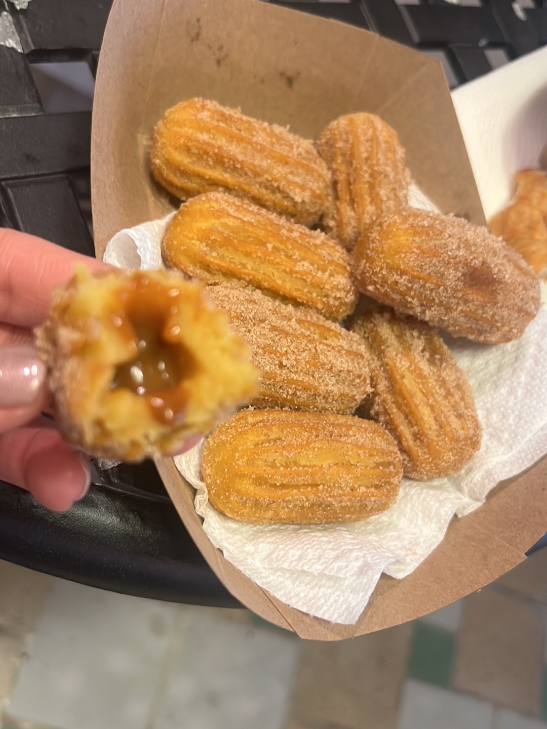 Ana Banana Sweet Shop work