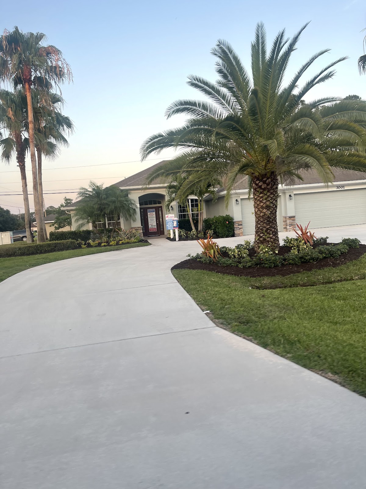 Defined Cuts Lawn Main work